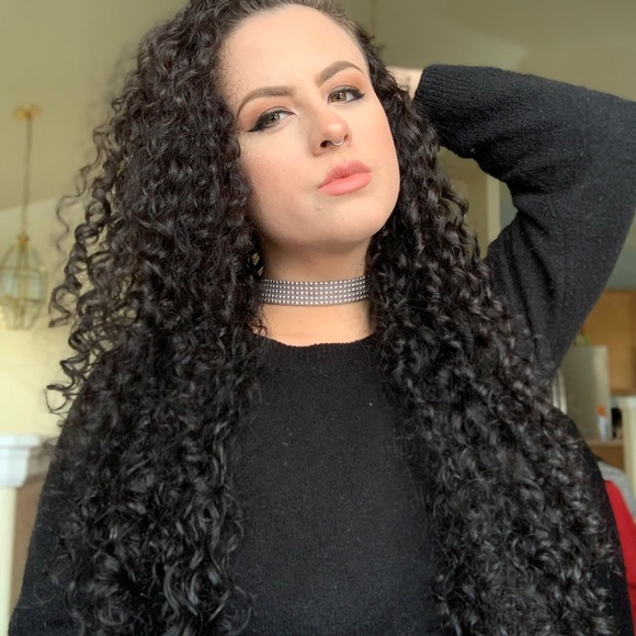 π Meet your Posher! π - Picture 7 of 7